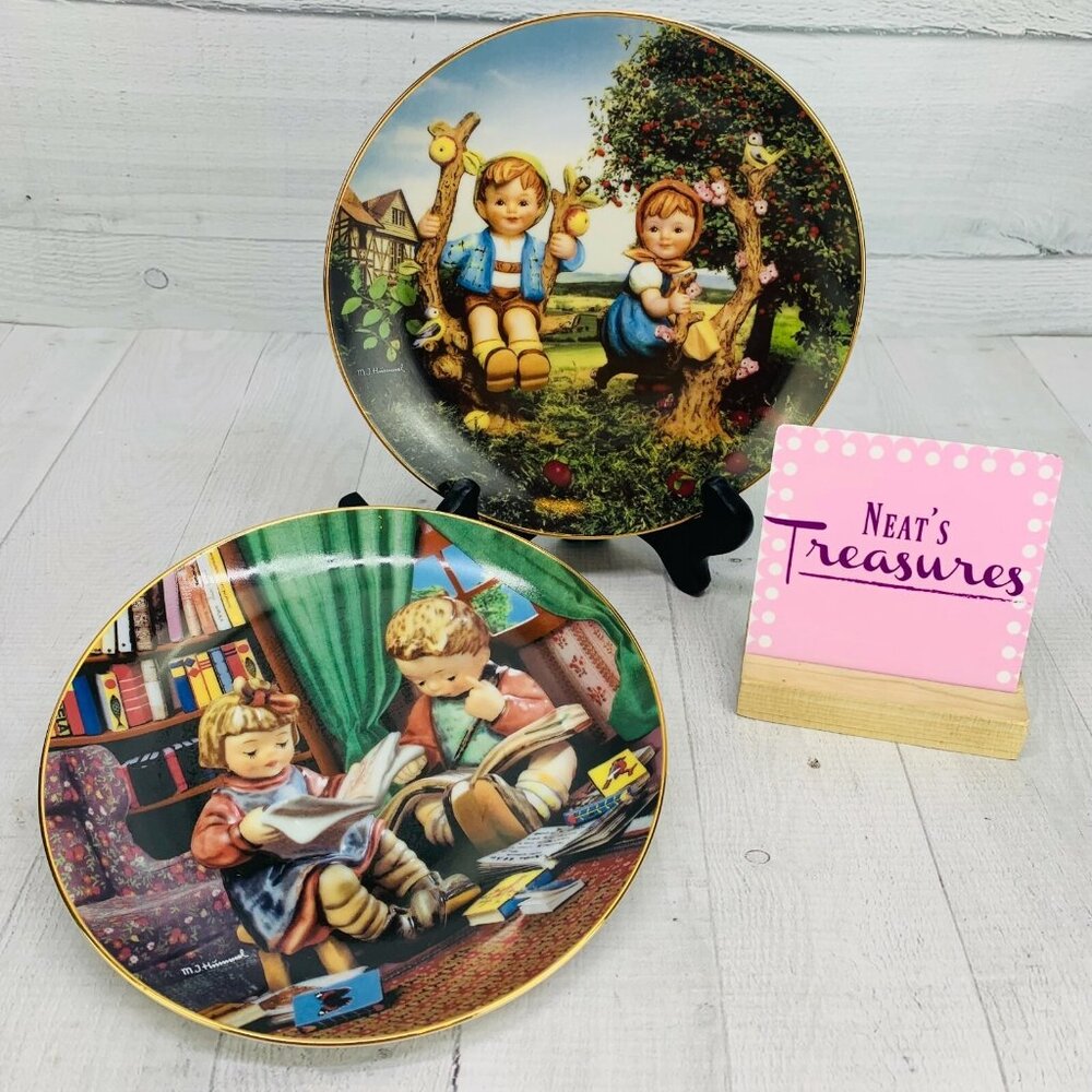 90's Danbury Mint M J Hummel LITTLE COMPANIONS Children Collection Plates Set 2